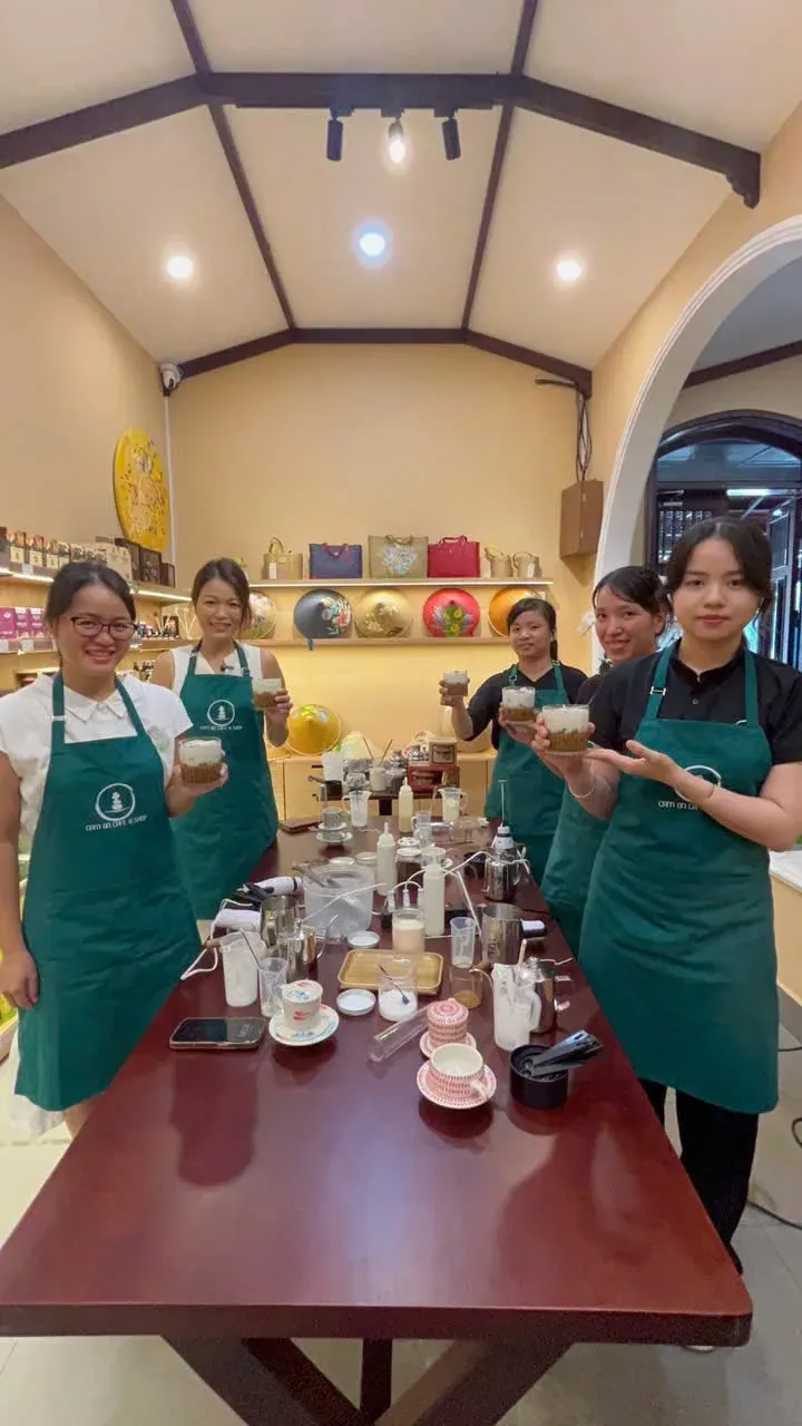 Nụ cười rạng rỡ của du khách